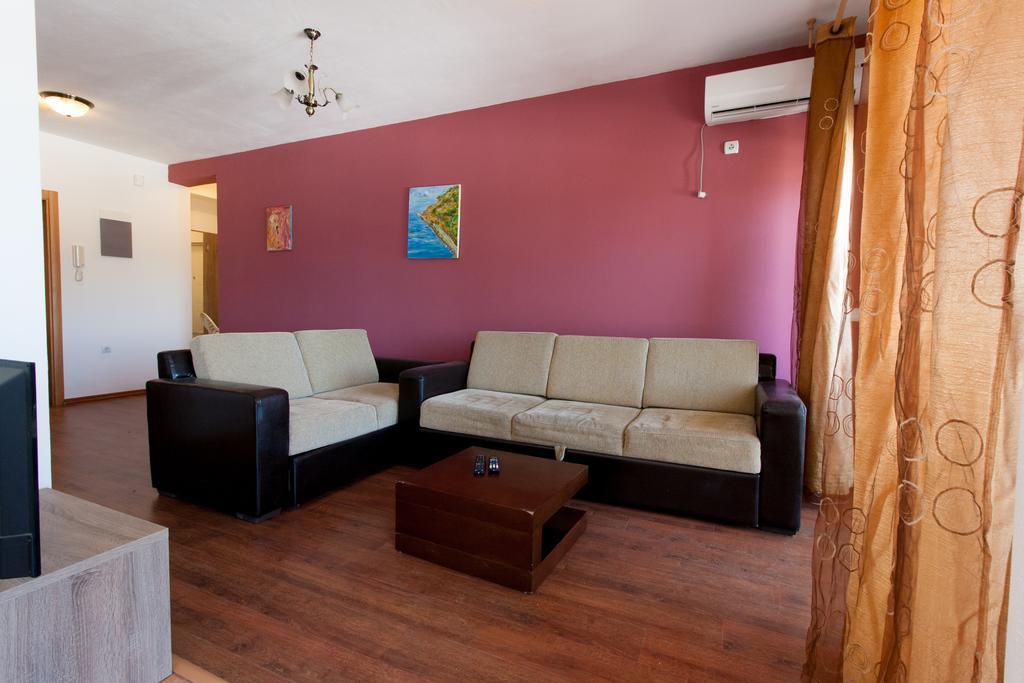 Art I Apartments Ulcinj Eksteriør billede