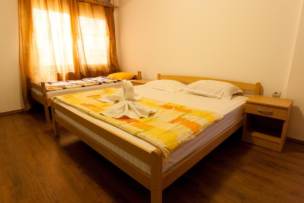 Art I Apartments Ulcinj Eksteriør billede