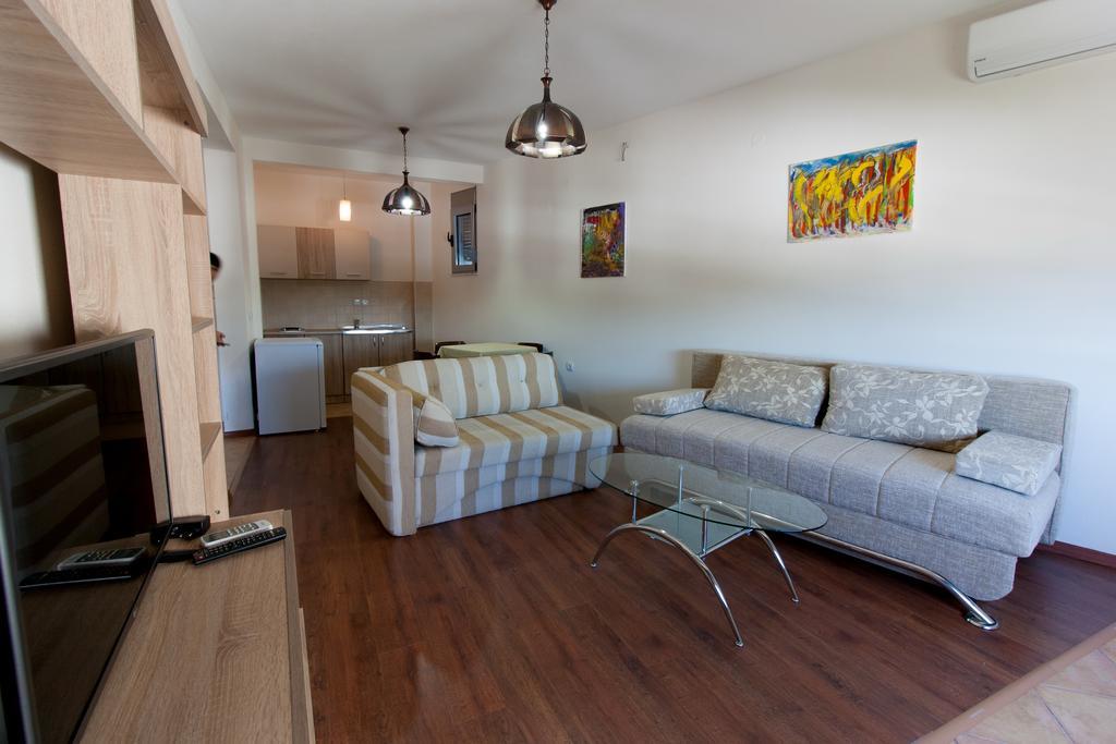 Art I Apartments Ulcinj Eksteriør billede
