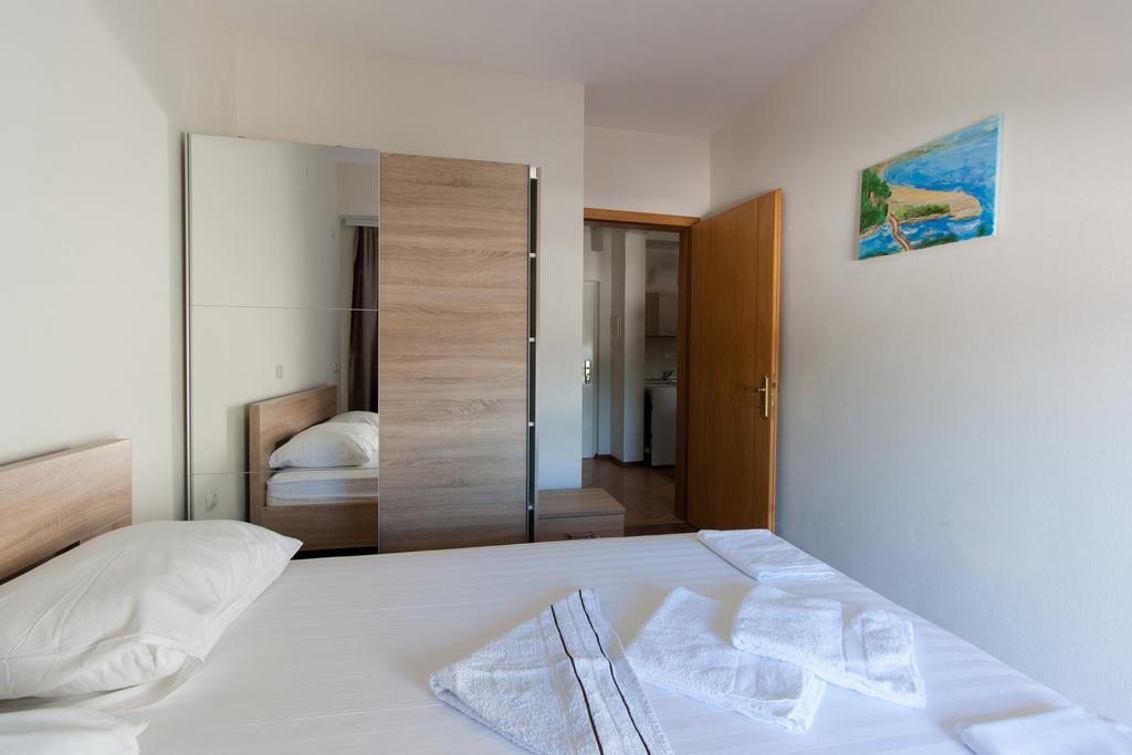 Art I Apartments Ulcinj Eksteriør billede